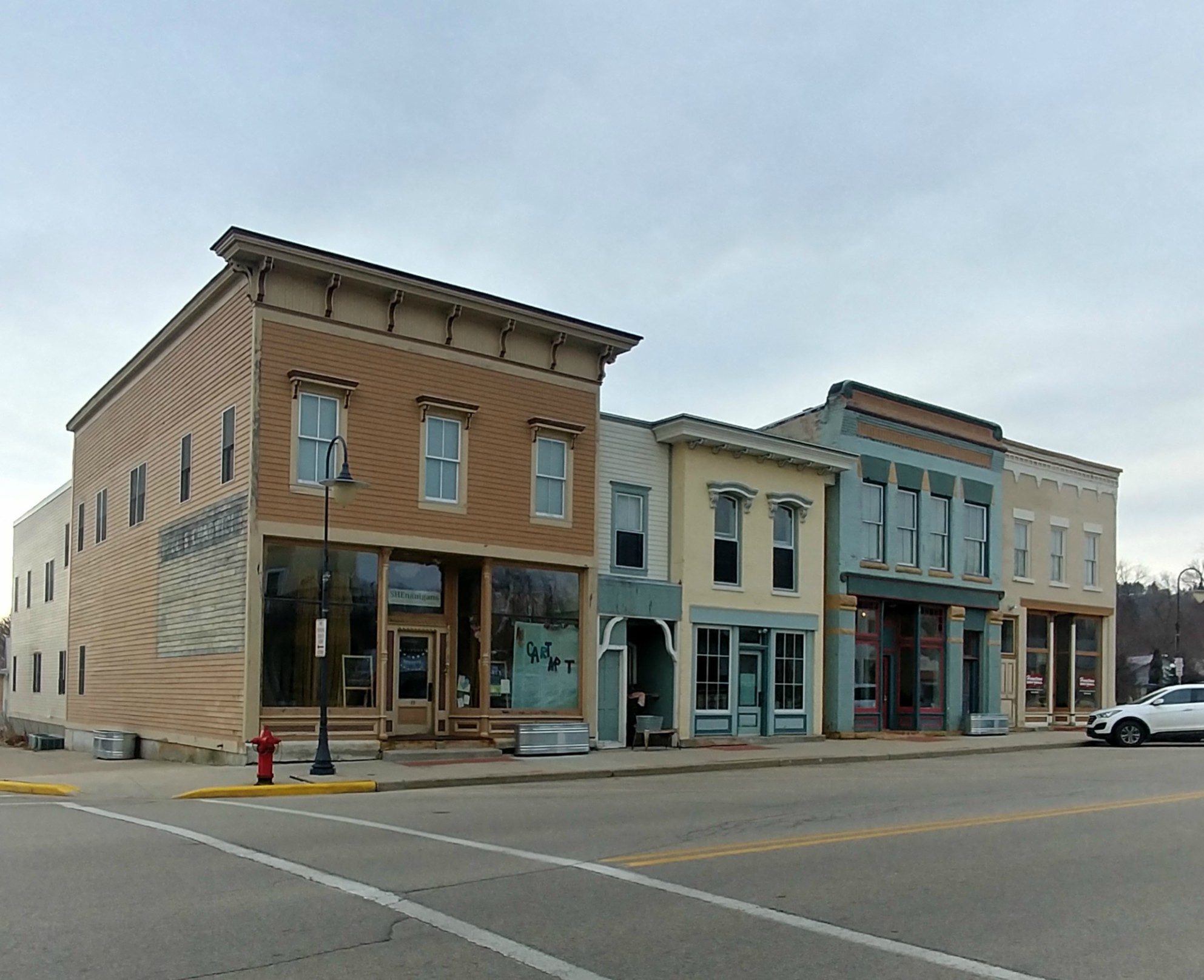 Mazomanie Downtown Apartments Apartments in Mazomanie, WI